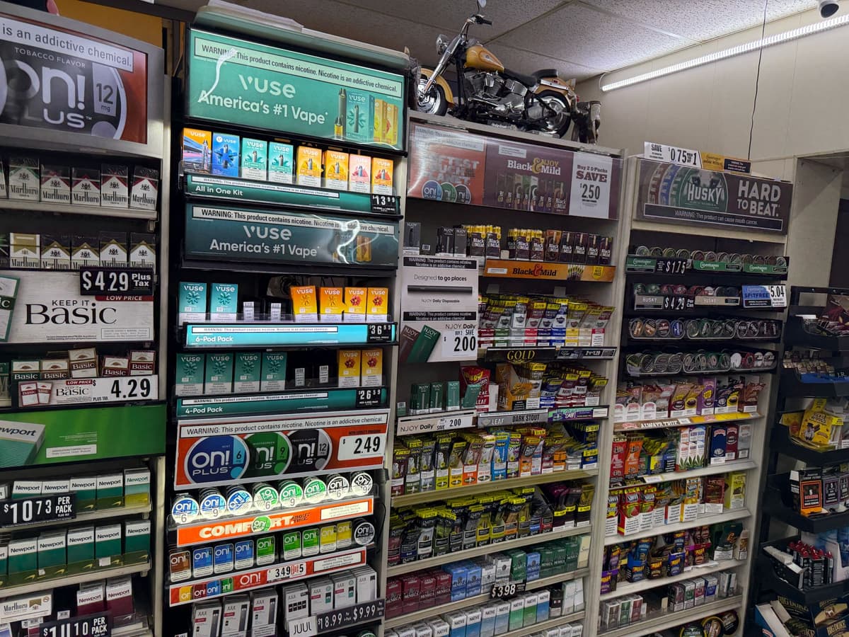 Kwik Stop Store Photo